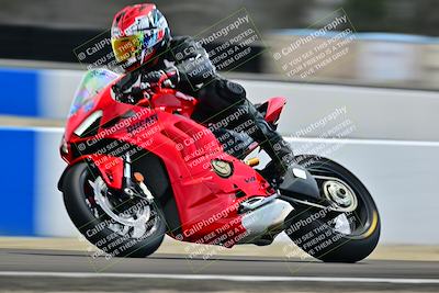 media/Apr-18-2025-TrackDaz (Fri) [[45f5874c44]]/B Group/Session 4 (Turn 6 - Outside)/